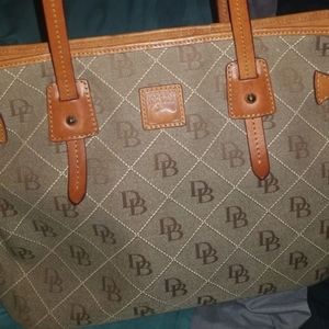 Dooney & Bourke Purse